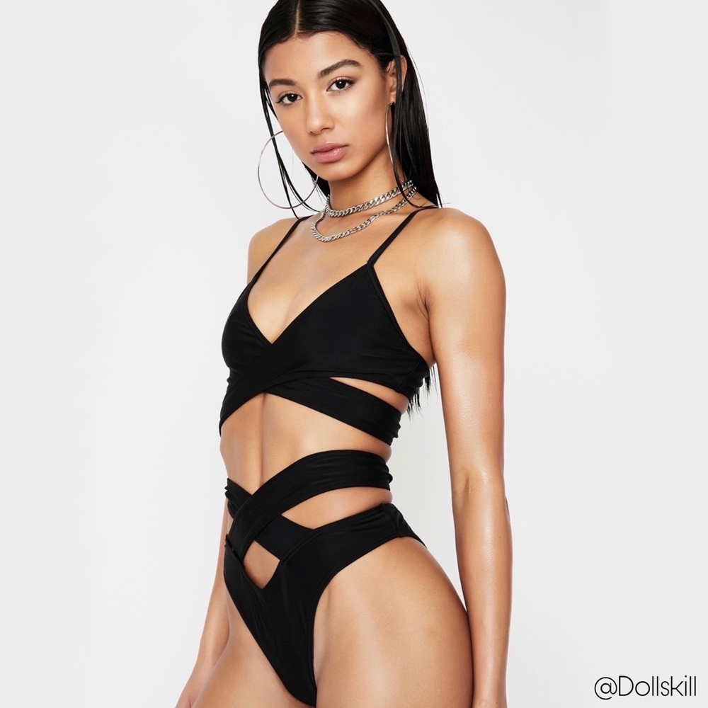 Strappy Cross Bikini